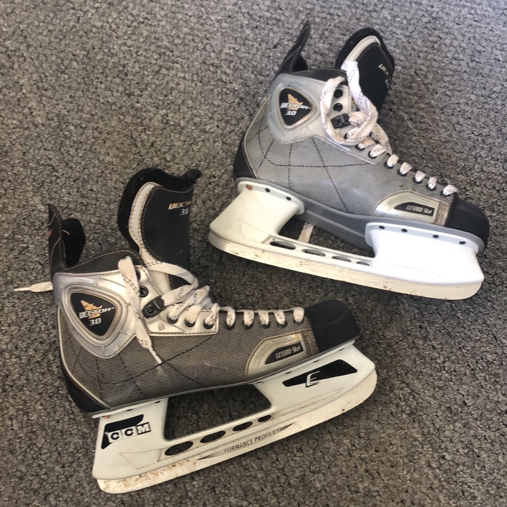 High performance hockey skates